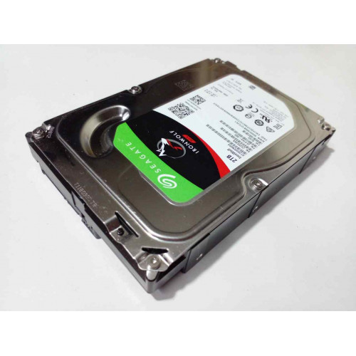 SEAGATE Iron Wolf 2TB (ST2000VN004) 2台 Seagate IronWolf ST2000VN004 2TB 5900 RPM 64MB Cache SATA